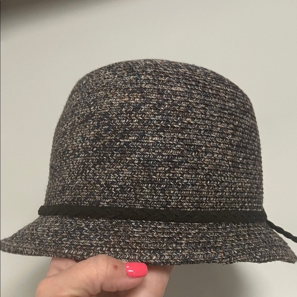Croft & Barrow Black and Brown Woven Hat - Picture 4 of 11